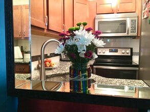 2529 Senator Ct, Unit H in St. Louis, MO - Building Photo - Building Photo