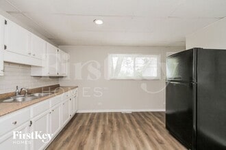 671 Marine Dr in Wauconda, IL - Building Photo - Building Photo