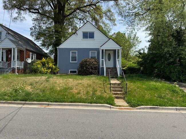 9405 Rhode Island Ave in College Park, MD - Building Photo - Building Photo