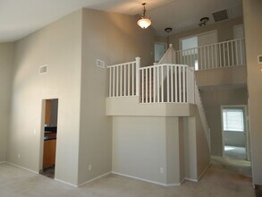 316 Greenleaf Glen St in Henderson, NV - Building Photo - Building Photo