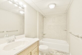 11609 Orchard Rd in Kansas City, MO - Building Photo - Building Photo