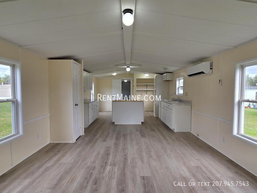 41 Hatch St in Richmond, ME - Building Photo