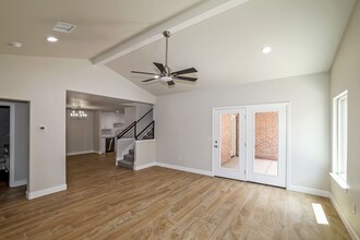 7605 Woodford Ave in Amarillo, TX - Building Photo - Building Photo
