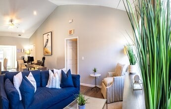 The Flats on Waters Edge in Hermitage, TN - Building Photo - Building Photo