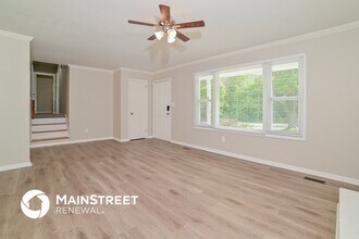 7833 Brownvue Rd in Knoxville, TN - Building Photo - Building Photo