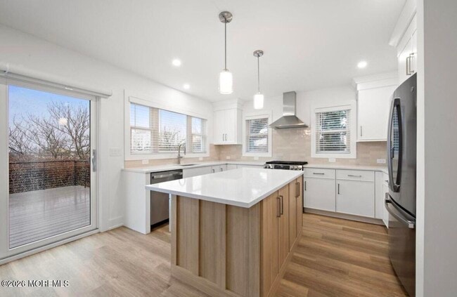 property at 427 Hoyt St