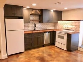 2261 Newark st, Unit B in Aurora, CO - Building Photo
