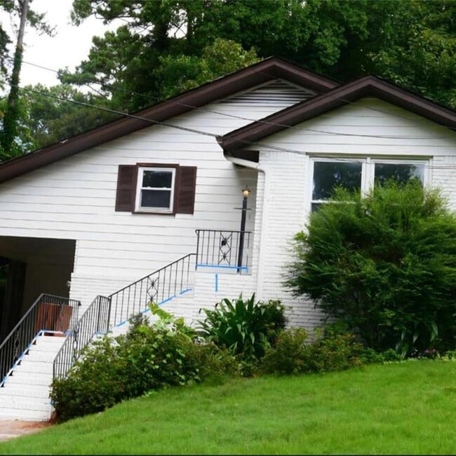 Room in House on Danforth Rd SW in Atlanta, GA - Building Photo - Building Photo