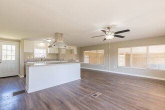 7449 Malone Rd in Olive Branch, MS - Building Photo - Building Photo