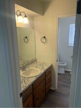 715 S Pleasant View Dr in Mustang, OK - Building Photo - Building Photo
