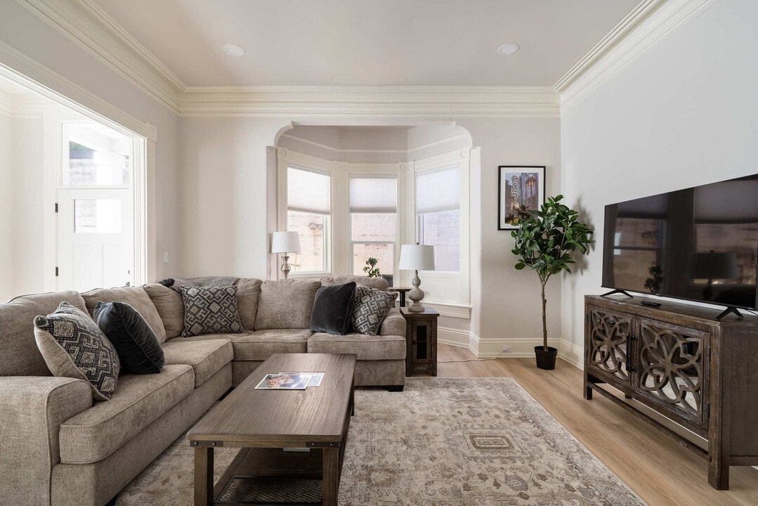 529 NW 21st Ave in Portland, OR - Building Photo