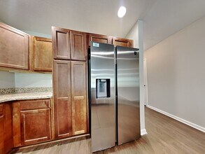 5241 Walkers Ridge Dr in Jacksonville, FL - Foto de edificio - Building Photo