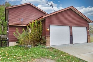 3403 Robin Ave SW in Wyoming, MI - Building Photo