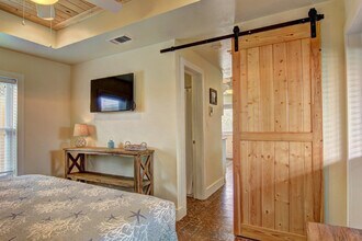 134 N Alister St, Unit SI ID1023203P in Port Aransas, TX - Building Photo - Building Photo