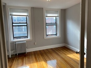 214 Hanover St, Unit 6 in Boston, MA - Building Photo - Building Photo