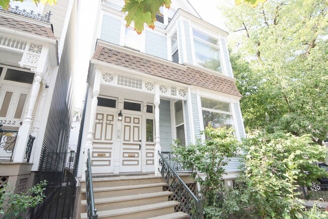 property at 3224 N Racine Ave