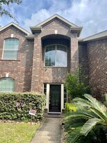 20801 Sheridan Heights Ln in Porter, TX - Building Photo