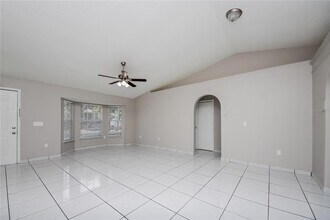 106 Alcala Dr in Kissimmee, FL - Foto de edificio - Building Photo