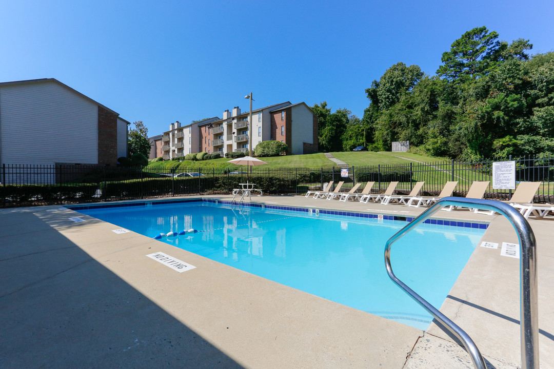 Sharonridge Apartments in Charlotte, NC - Foto de edificio