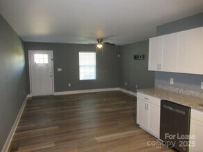 419 Northbrook III School Rd in Vale, NC - Building Photo - Building Photo