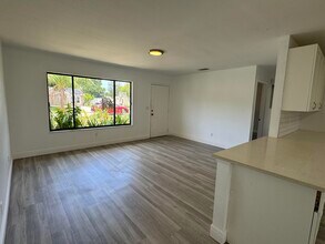 2235 18th Ave SW in Vero Beach, FL - Building Photo - Building Photo
