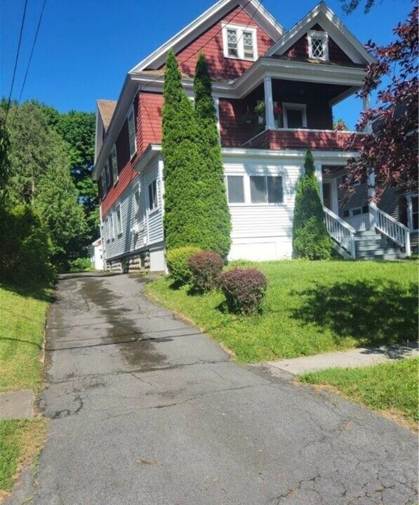 414 Hubbell Ave in Syracuse, NY - Foto de edificio