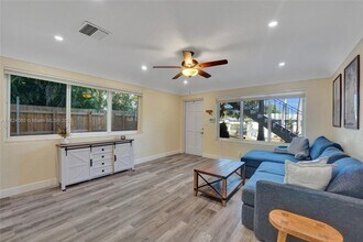 4525 NE 21st Ave in Fort Lauderdale, FL - Building Photo - Building Photo