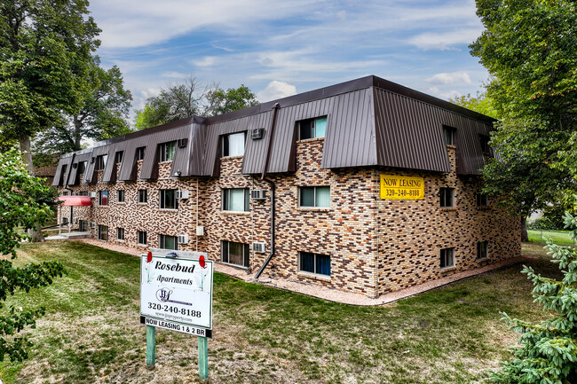 Rosebud Apartments in St. Cloud, MN - Foto de edificio - Building Photo