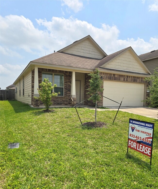 property at 2711 Summer Ln