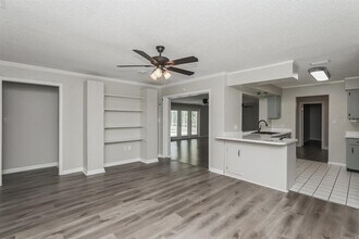 4400 Old Colony Rd in Mulberry, FL - Building Photo - Building Photo