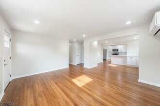 2429 Vauxhall Rd in Union, NJ - Building Photo - Building Photo