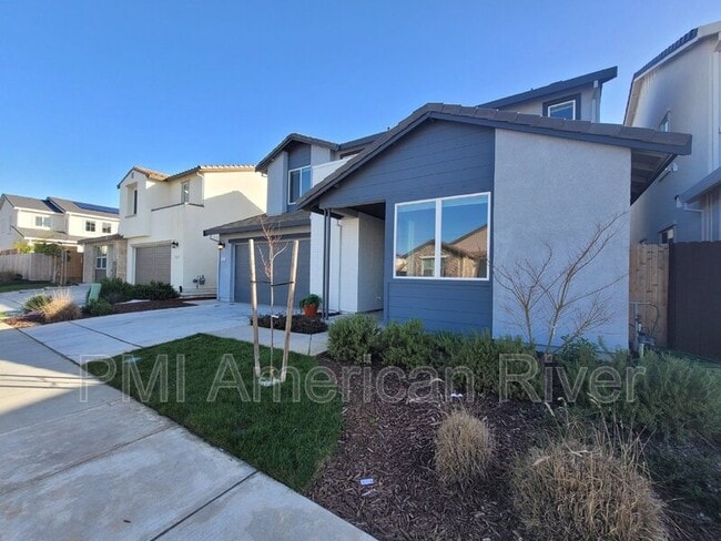 4016 Salt Pt Wy in Rancho Cordova, CA - Building Photo - Building Photo