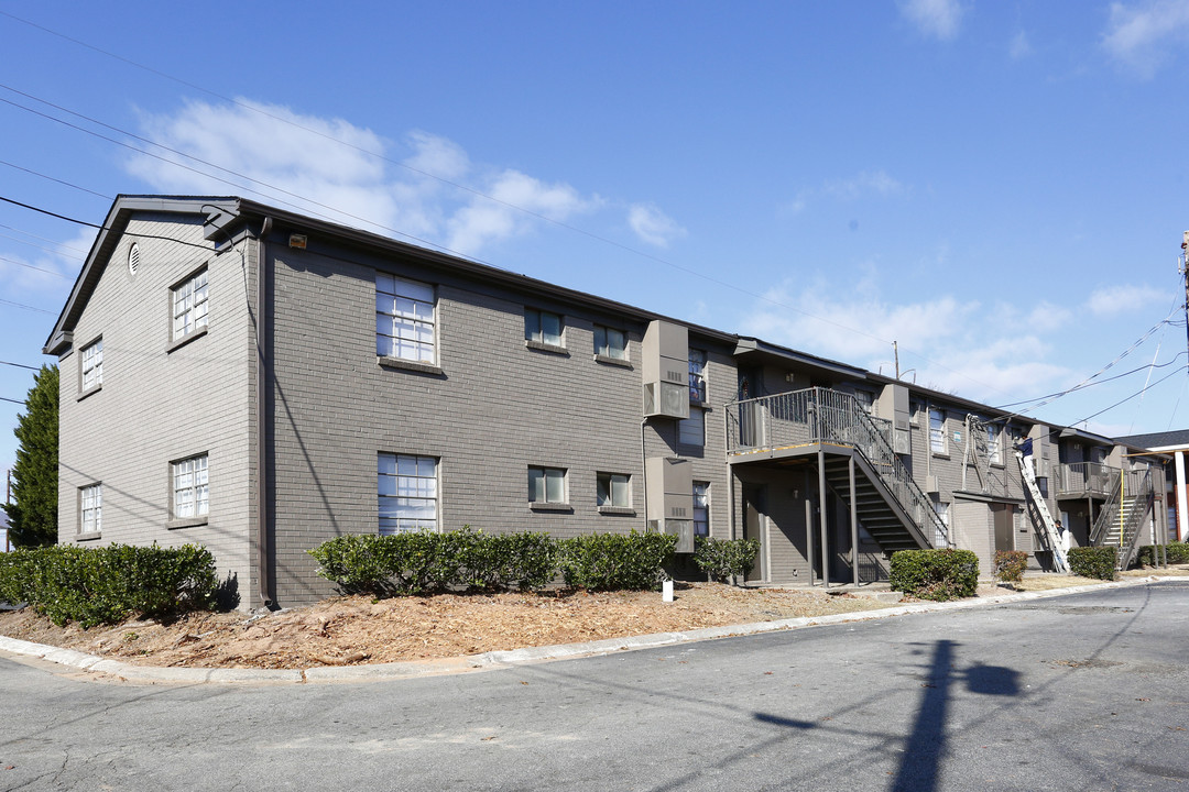 Wynchase Apartments in Doraville, GA - Building Photo