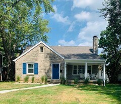 646 Berkley Rd in Indianapolis, IN - Building Photo