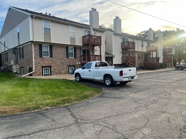 property at 3039 SW Maupin Ln