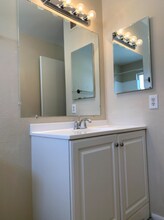1240 W Dunlap Ave-Unit -12 in Phoenix, AZ - Building Photo - Building Photo