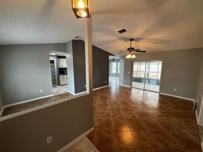 7854 SW 62nd Ct in Ocala, FL - Building Photo - Building Photo