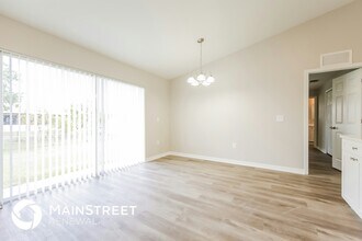 3906 11th St W, Unit 3004 in Lehigh Acres, FL - Building Photo - Building Photo