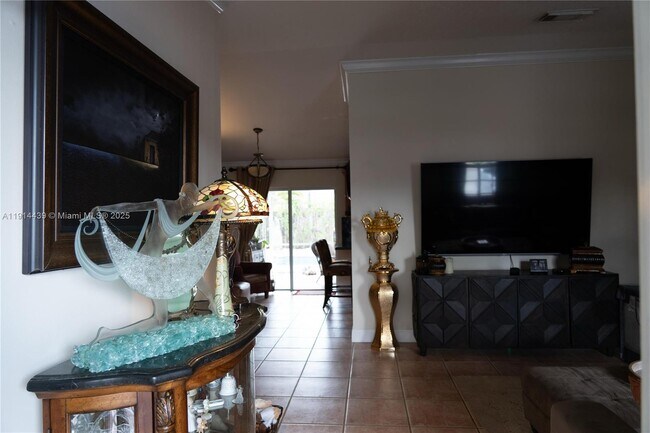 17992 SW 152nd Ct in Miami, FL - Building Photo - Building Photo