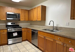 7551 Jordan Ave in Los Angeles, CA - Building Photo - Building Photo