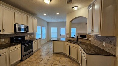 1806 Vernal Glen Cir in Spring, TX - Building Photo - Building Photo