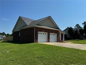 655 Plantation Dr in Cameron, NC - Building Photo - Building Photo