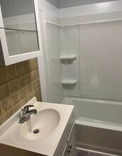 312 W 3rd St, Unit 312 in Nescopeck, PA - Building Photo - Building Photo