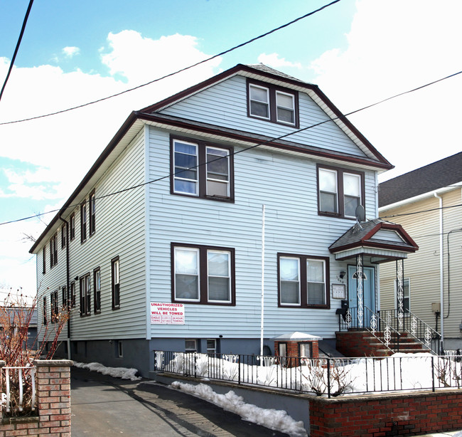 1009 Monroe Ave in Elizabeth, NJ - Building Photo - Building Photo