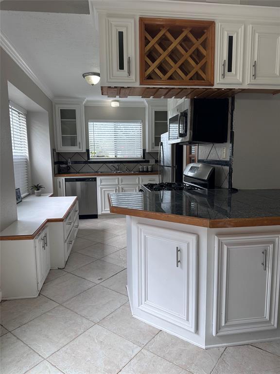 5255 Beaverbrook Dr in Houston, TX - Building Photo - Building Photo