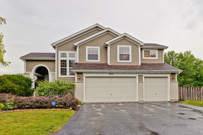2213 Apple Hill Ln in Buffalo Grove, IL - Building Photo - Building Photo