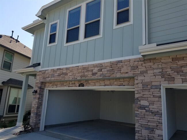 535 Bristol Tide Ct in Conroe, TX - Building Photo - Building Photo
