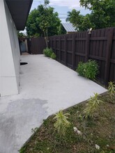 321 SW 105th Pl in Miami, FL - Building Photo - Building Photo