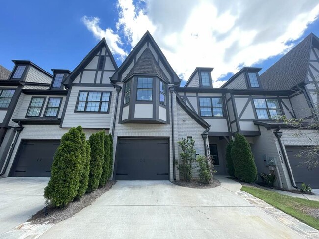 property at 4020 Lenox Rd