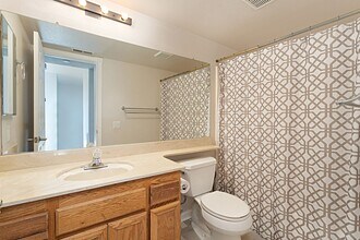 2834 Winthrop Ave in Carlsbad, CA - Building Photo - Building Photo
